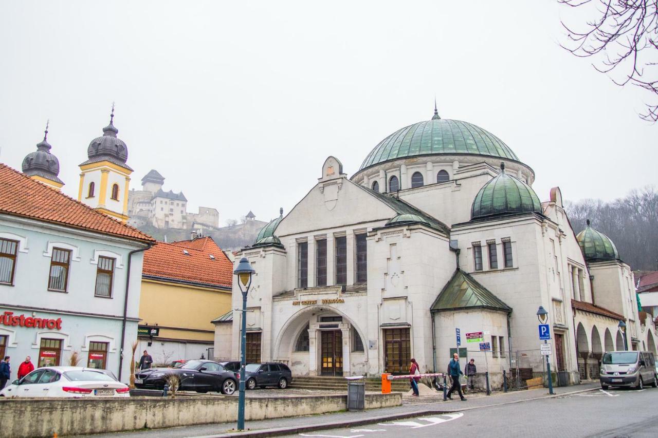 Old Town Apartment Trencin Ngoại thất bức ảnh